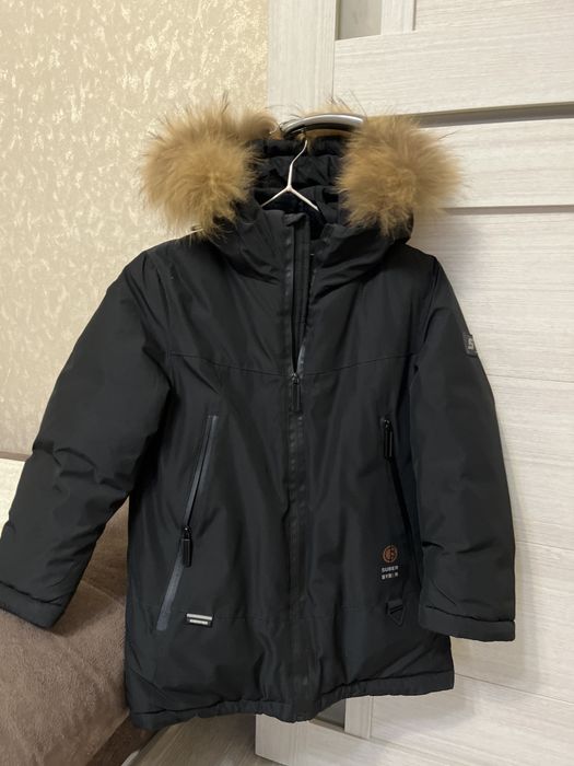 Зимняя куртка на мальчикан 6-7 лет