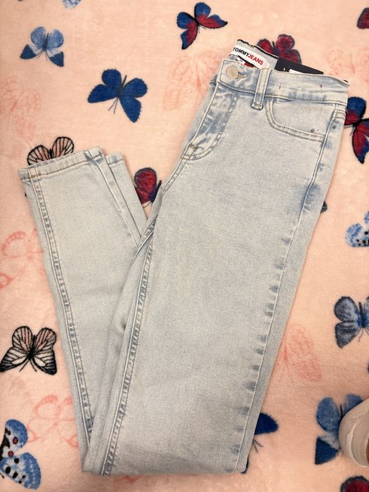 Нови! Дънки на Tommy Hilfiger