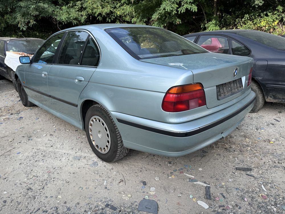 BMW e39 523i 170hp 1999г На Части