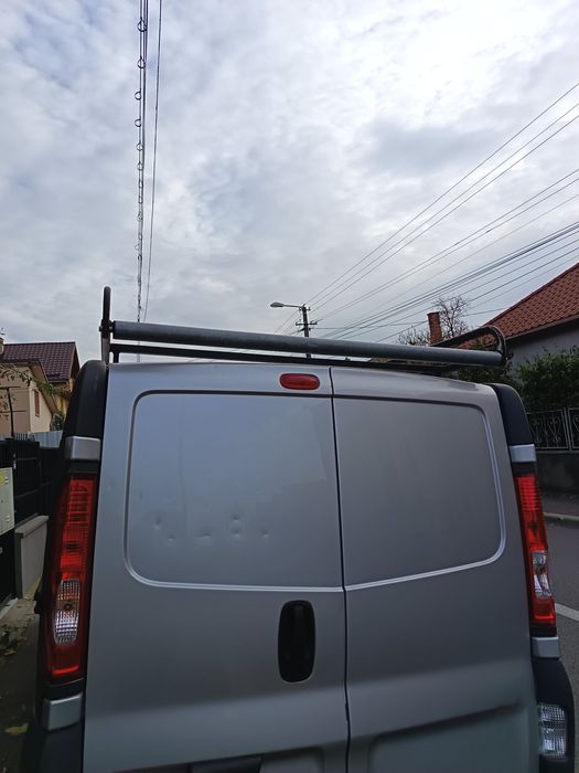 Vând portbagaj Opel Vivaro