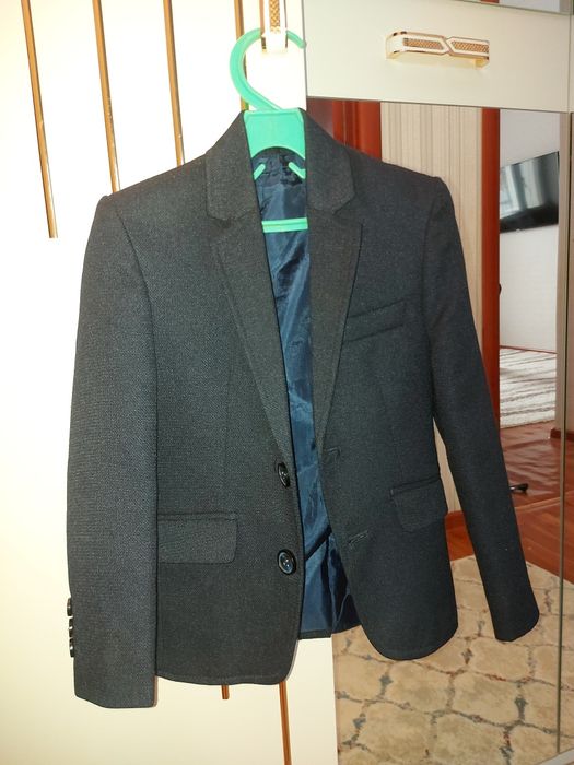 СРОЧНО Продам костюм