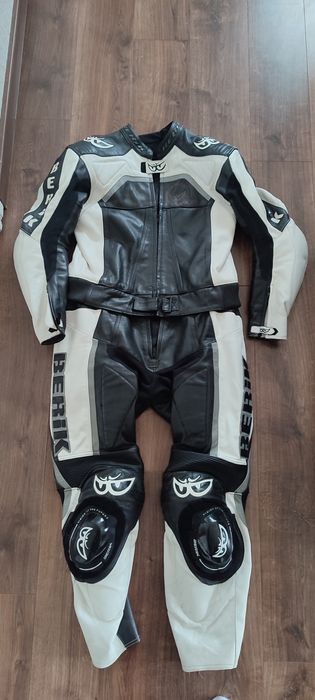 Costum moto mărime 58