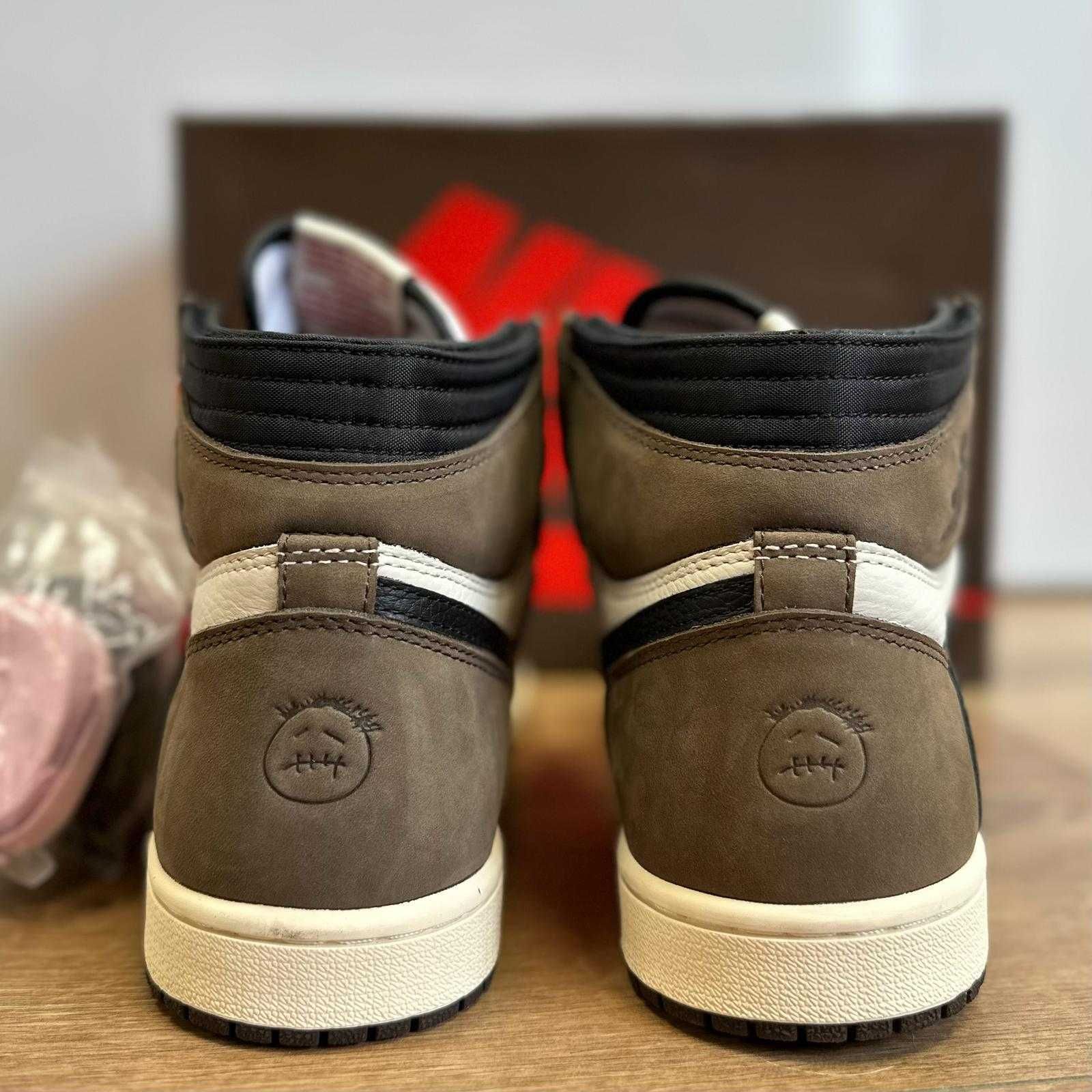 Jordan 1 high Travis Scott Mocha Marimi 36-47.5 in stoc acum