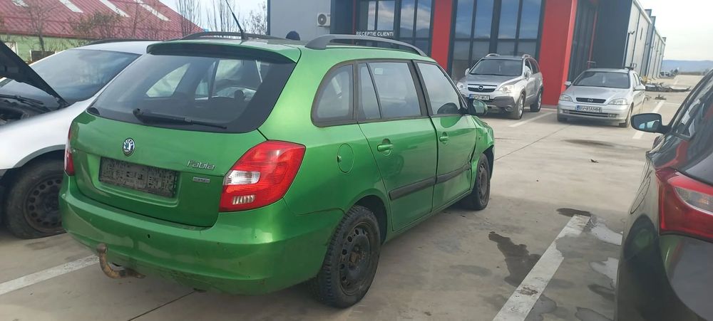 Dezmembram Skoda Fabia 1.2 TSI CBZA