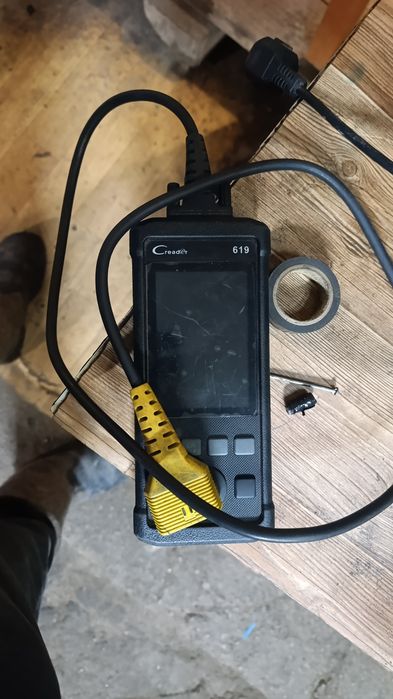 Продам диагностический сканер obd