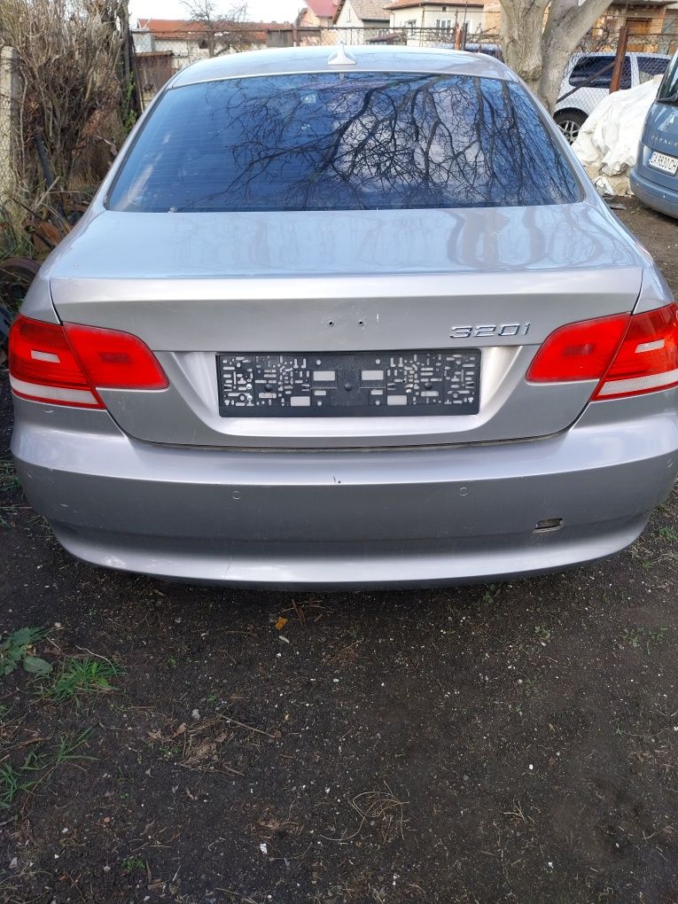 Бмв E92 купе на части N43B20 2.0 бензин BMW COUPE E92 E93 N43B20A