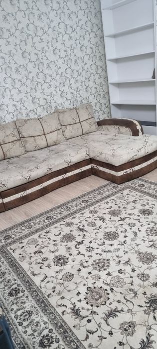 Продам диван 230 см