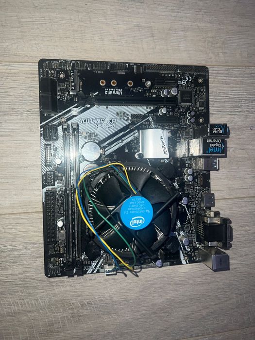 placa de baza ASROCK B365-HDV+ procesor i3-9100f