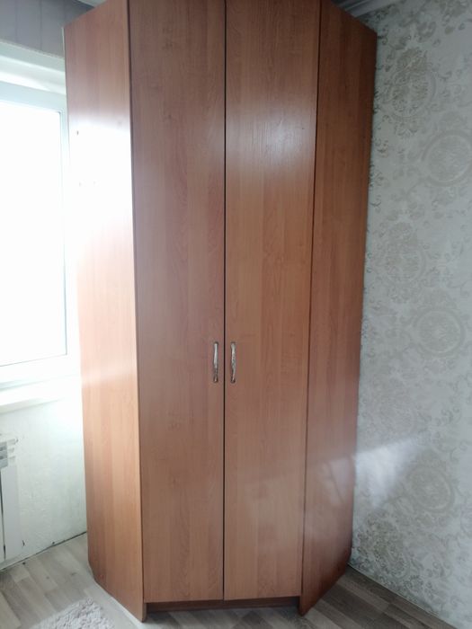 Шифонер угловой, рабочая школьная зона
