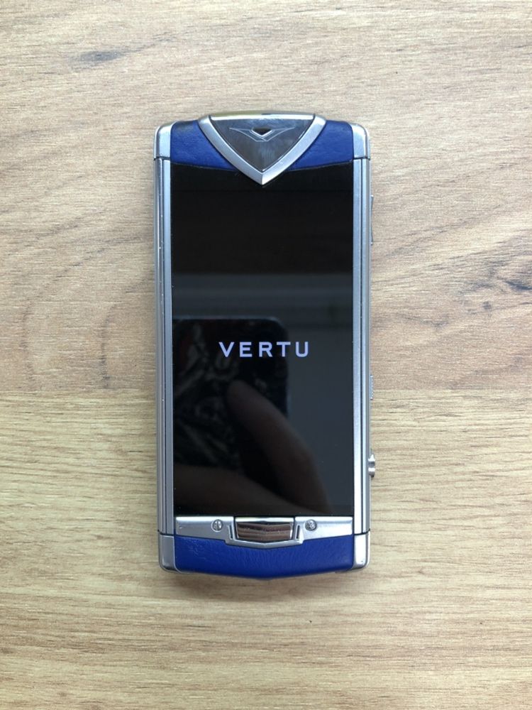 Vertu Constellation Touch