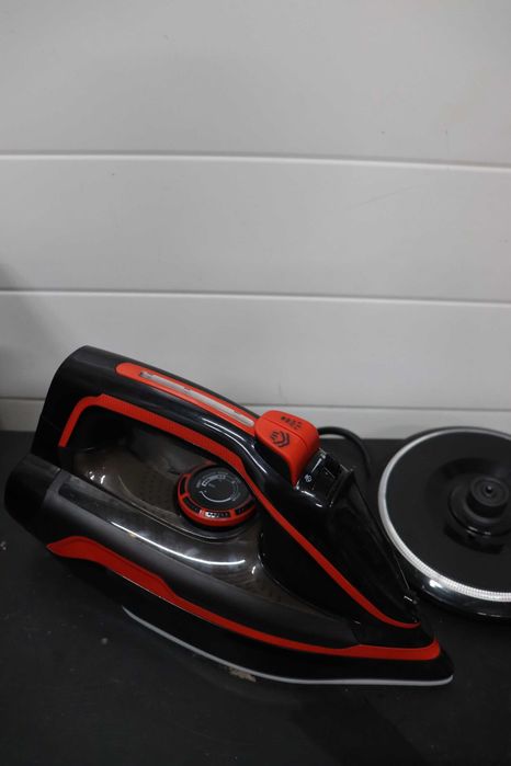 Безжична парна ютия Lehmann. станция, регулируема температура, 3000W