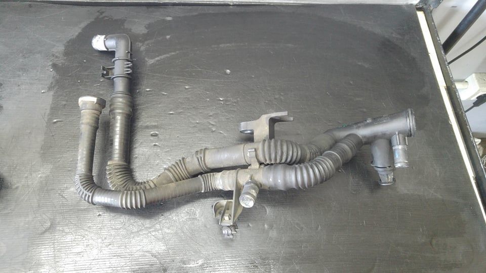 Tubulatura apa 1.6 hdi citroen c4 9647768980