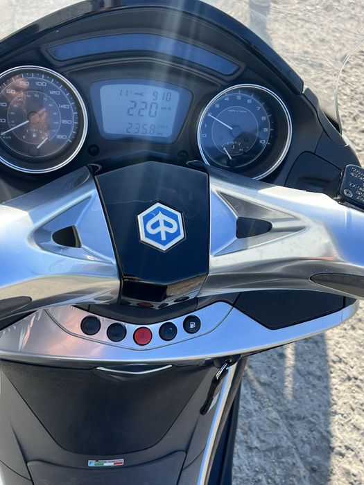 Piaggio x10 125 cm scuter categoria B 1 proprietar inmatriculat Ro