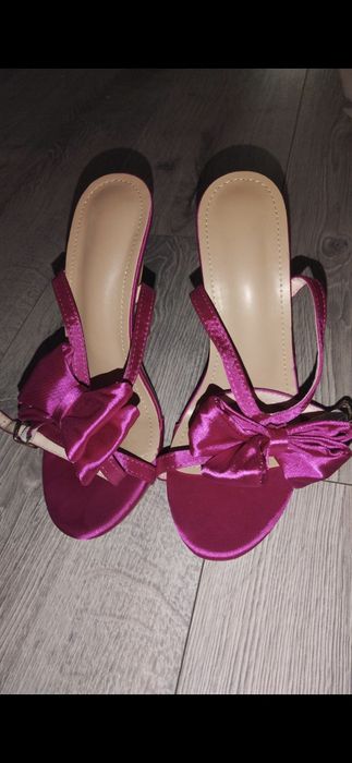 Sandale dama noi marimea 37