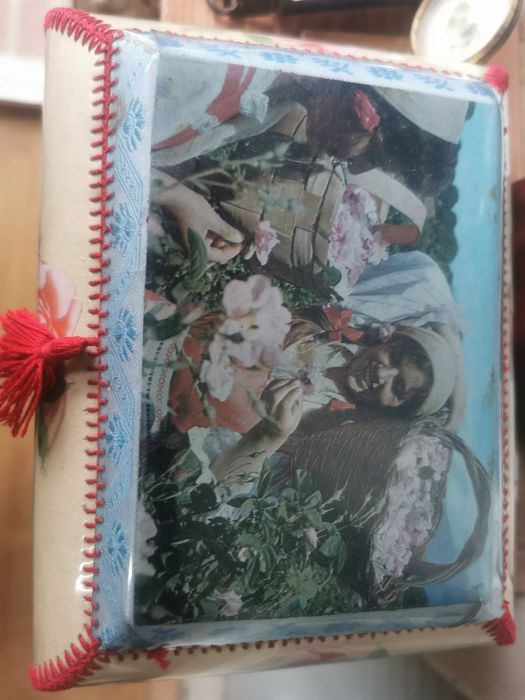 Антикварни неща стри неща