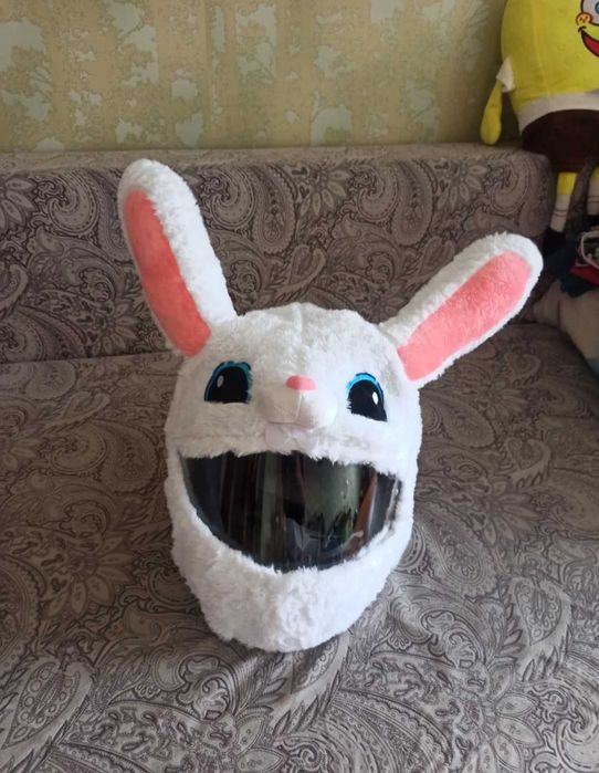 Забавен калъф за каска