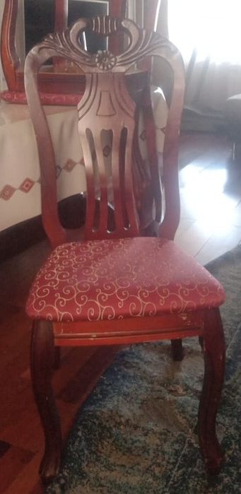 Продам новые стулья