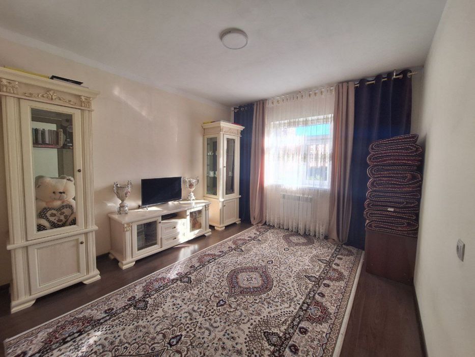 Yangihayot tumanida uy oilaga ijaraga beriladi