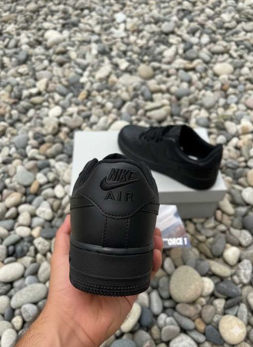 Air Force 1 Triple Black - Adidasi Unisex