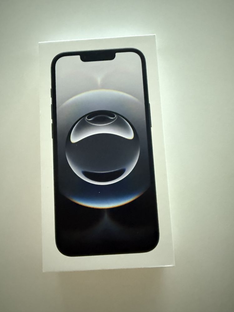 Iphone 16e black Нов