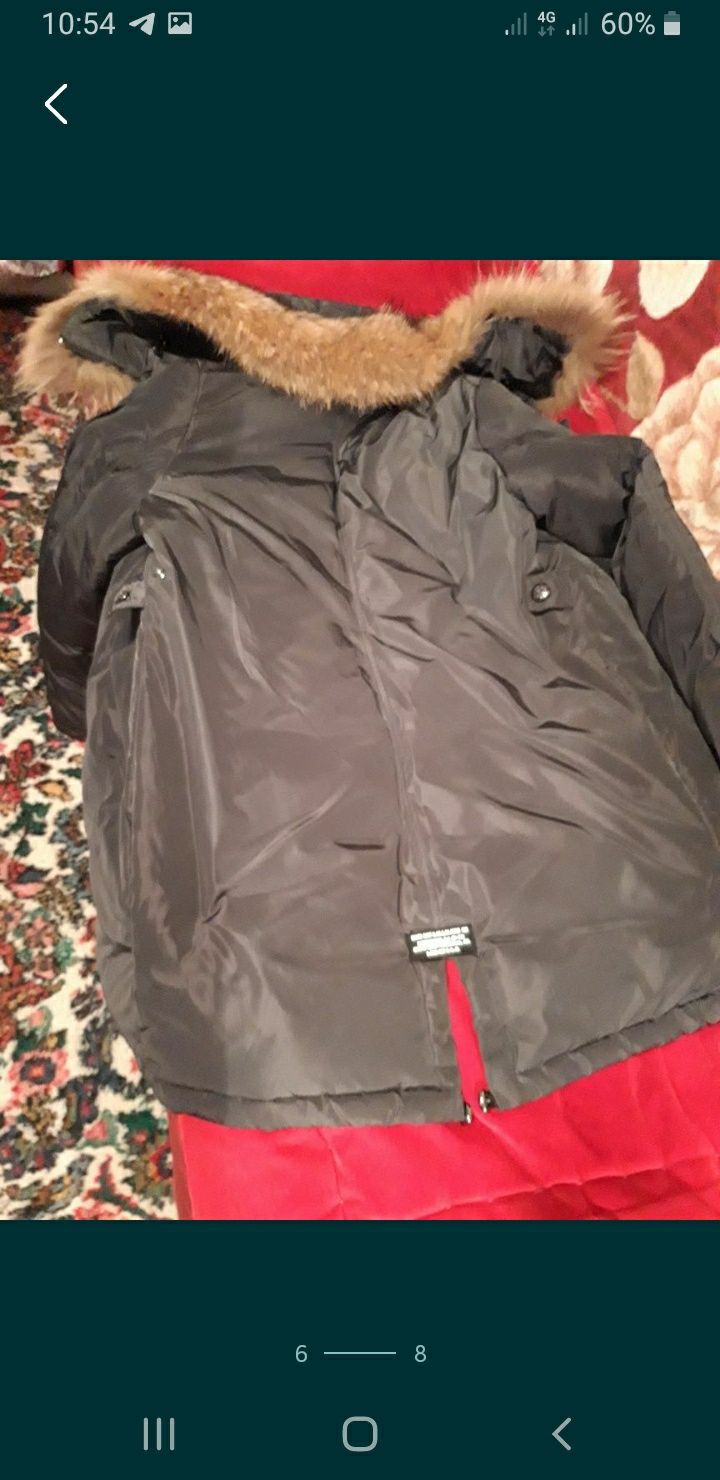 Зимняя куртка в отличном состоянии