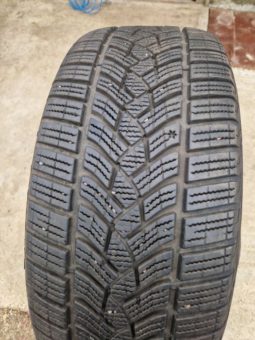 225 50 17 iarna M+S Goodyear UltraGrip