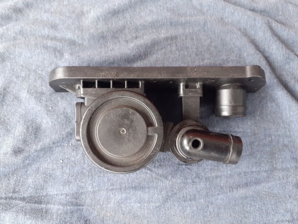 Valva PCV 06F129101N TFSI EA113