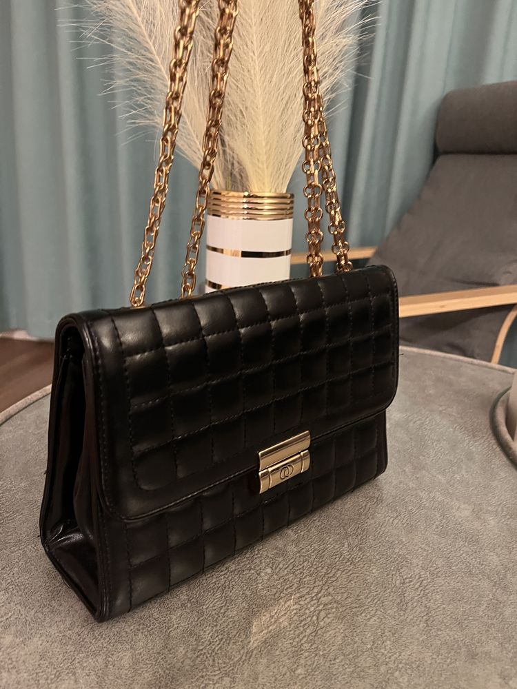 Чанта Chanel черна