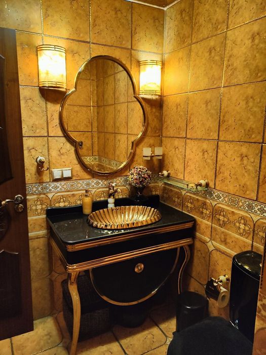 Срочно! Максим Горький, метро Буюк Ипак Йули, 4 комнатная