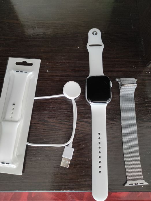 Смарт часы отлично работает