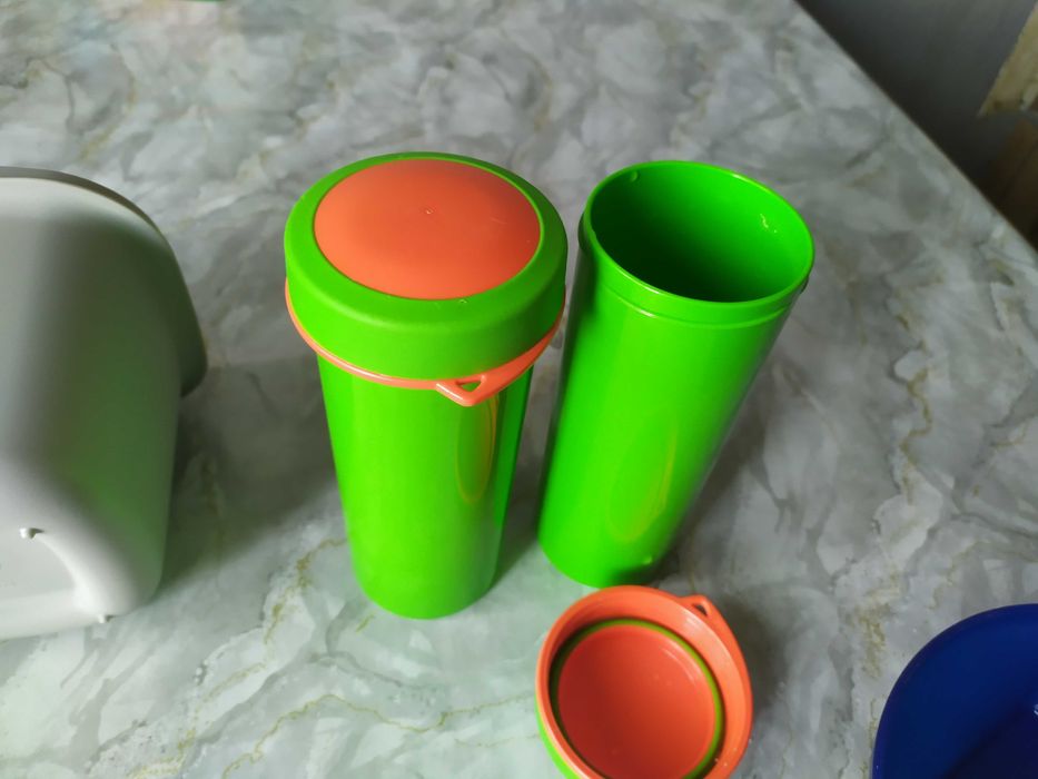 Tupperware кутии и чаши