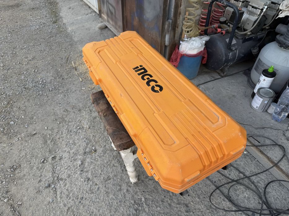 * INCGO кейс от отбойного молотка в отличном состоянии не дорого!