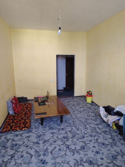 Срочно! Продаётся 2х комнатная квартира.