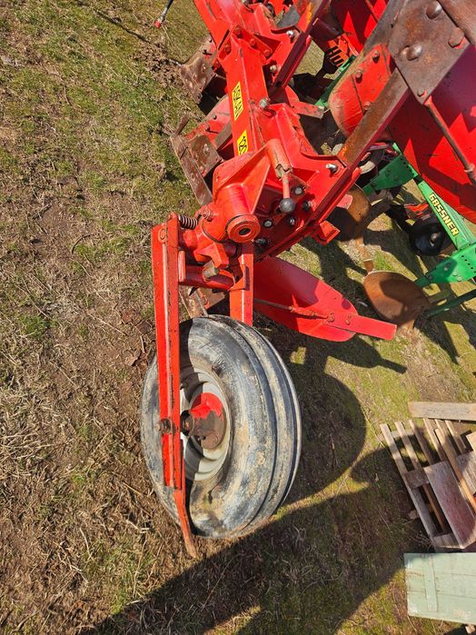 Плуг Krone 2 +1 (немски)