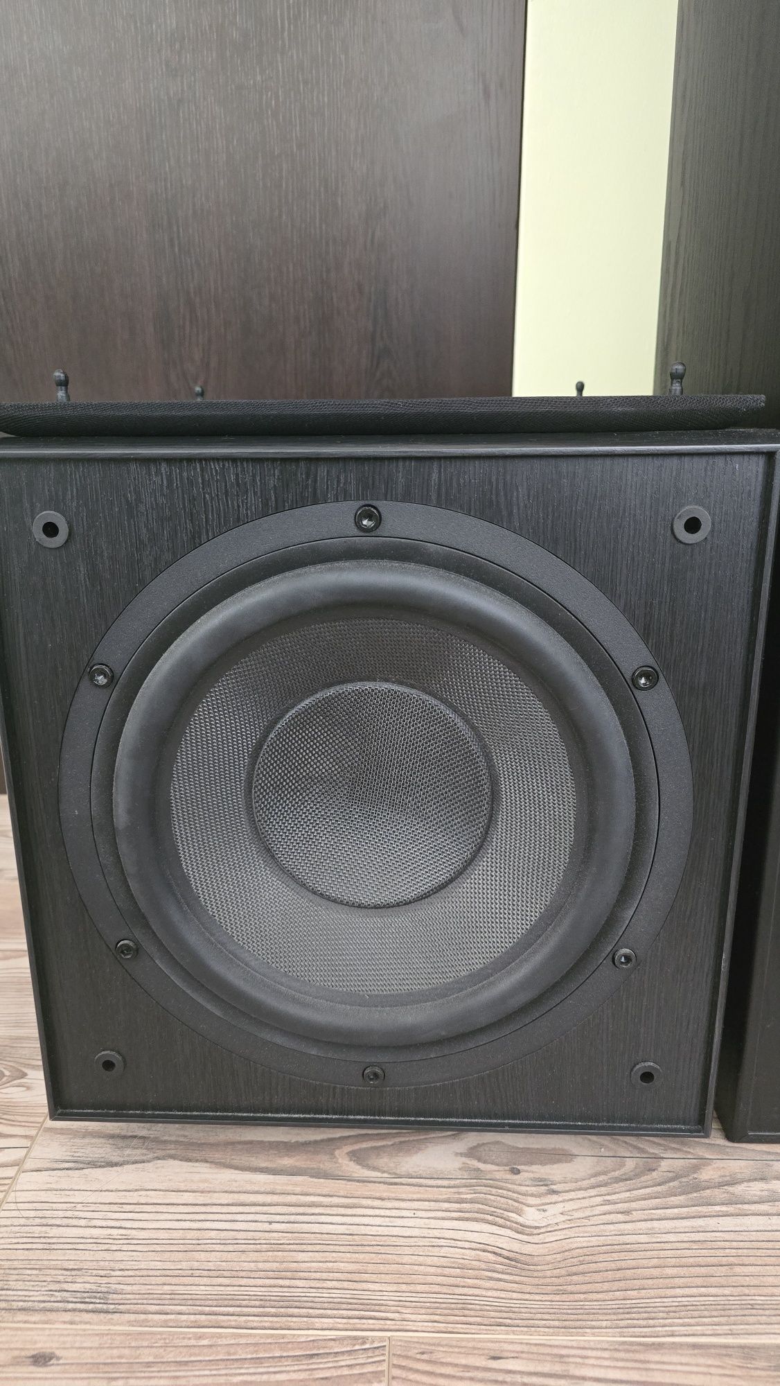 суб буфер Wharfedale Diamond SW150