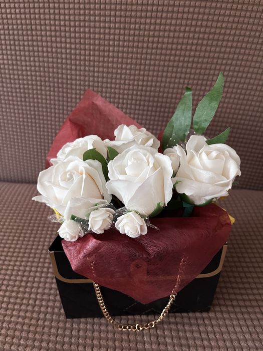 Чантички с цвета