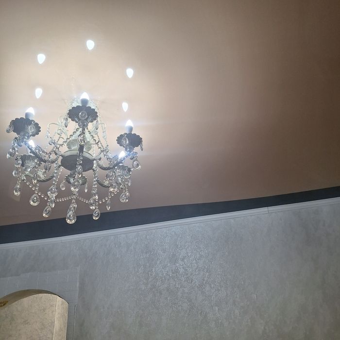 Люстра в хорошим состояний