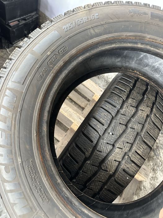 215/65/16c за бус Michelin dot22