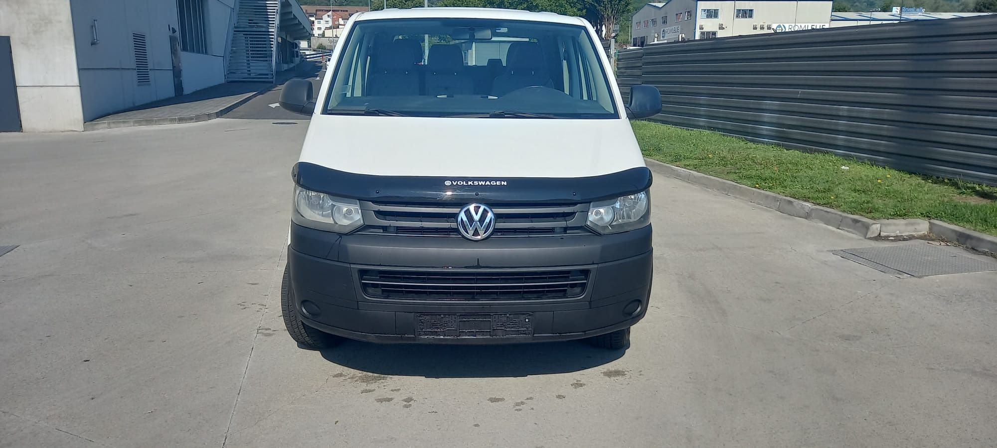 Volkswagen Transporter 6locuri/ adus recent