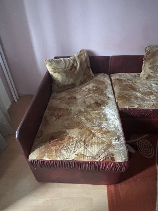 Coltar extensibil din piele