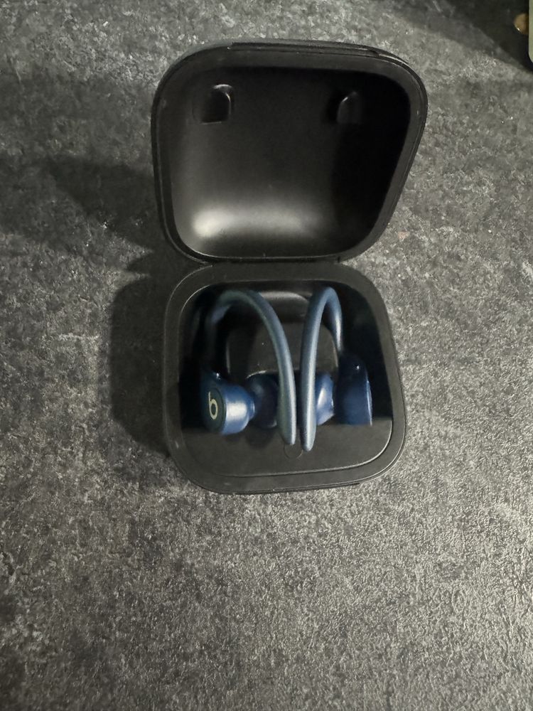 Безжични слушалки Beats Powerbeats Pro, тъмносин