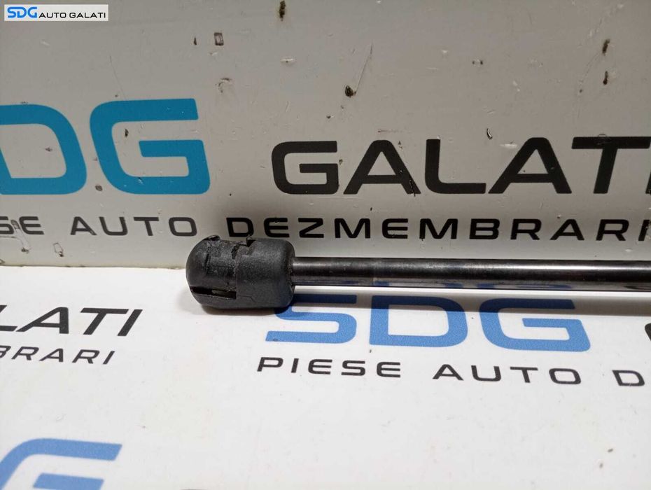 Amortizor Amortizoare Telescop Telescoape Hayon Haion Portbagaj Renault Clio 3 2005 - 2014 Cod 8200583852 [M4492]