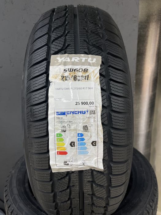 215/60 R17 YARTU зимняя шина