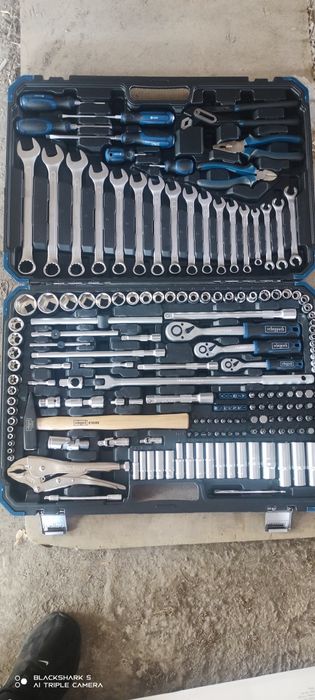 Набор инструментов ключей