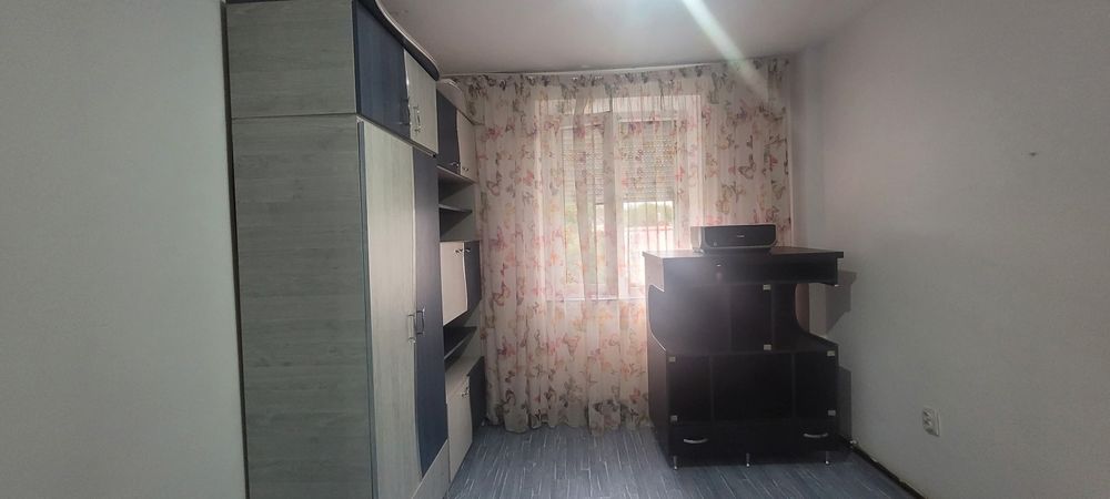Apartament 2 camere in Onesti, zona centrala.