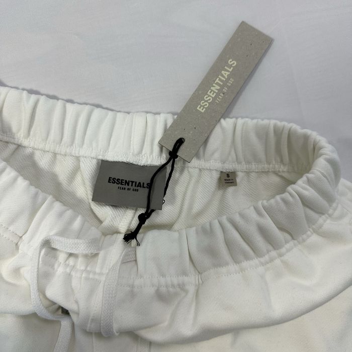 Pantaloni scurti Essentials Fear of God bone
