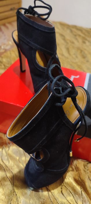 Елегантни дамски обувки Pierre Cardin