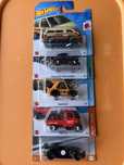 Pachet 5 Modele Hot Wheels Basic Bundle 11