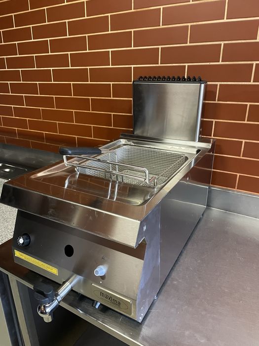 Covrigarie/patiserie/pizzerie completa