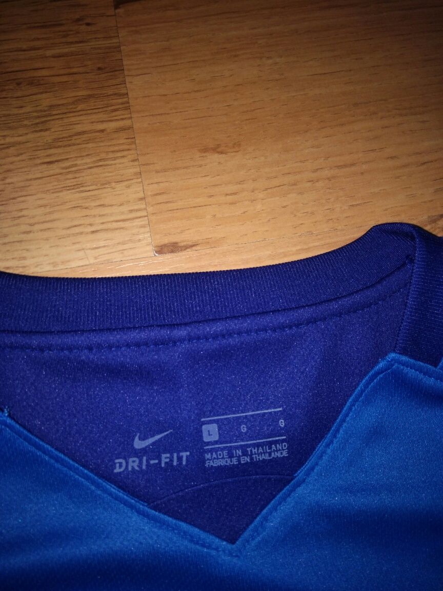 Tricouri Nike Dri Fit mărimea L